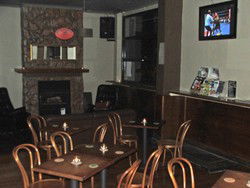 Geelong Hotel - Accommodation Port Macquarie 1