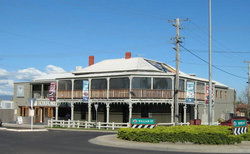 The Oxford Bathurst - Accommodation Port Macquarie 3