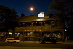 Crown Hotel - Accommodation Port Macquarie 3