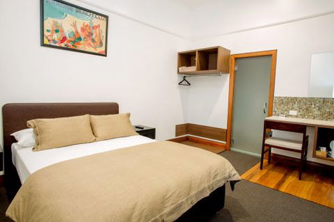 The Pier Hotel - Accommodation Port Macquarie 2