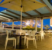 Friday's Riverside - Accommodation Port Macquarie