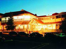 Loxton Community Hotel Motel - Accommodation Port Macquarie 0
