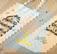 Create a Button Tote - Accommodation Port Macquarie
