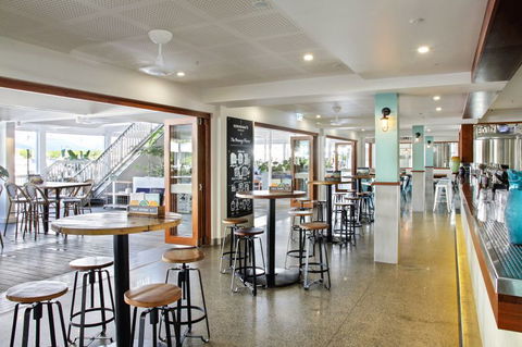 Hemingway's Brewery Port Douglas - Accommodation Port Macquarie 4