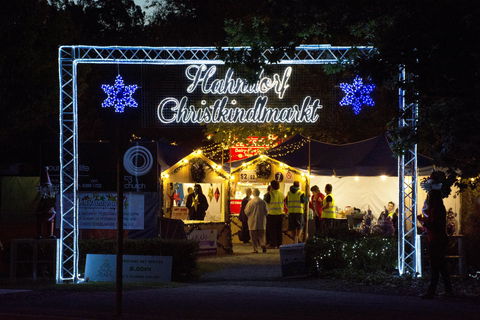 Hahndorf Christmas Market Walking Tours - Accommodation Port Macquarie 0