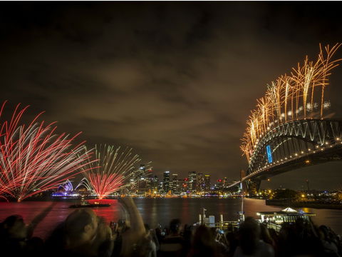 New Years Eve Cruise Sydney Harbour With Vagabond Cruises - Accommodation Port Macquarie 2