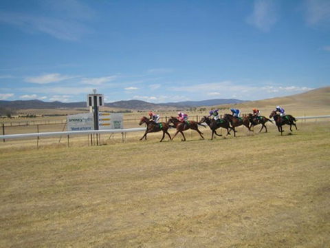 Adaminaby Cup Race Day - Accommodation Port Macquarie 0