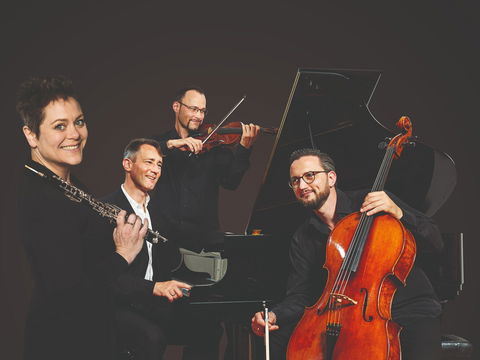 Eggner Trio And Diana Doherty - Accommodation Port Macquarie 0