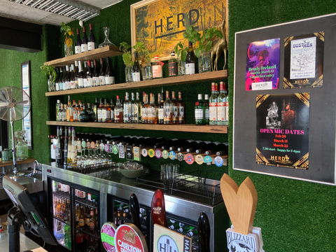 Open Mic At Herd Bar And Grill - Accommodation Port Macquarie 0