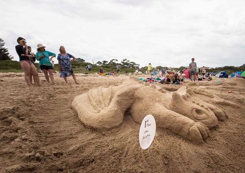 Broulee New Year's Eve Sandcastles And Sculptures - Accommodation Port Macquarie 0