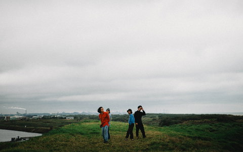 Deca Joins Australian Debut Tour - Accommodation Port Macquarie 1