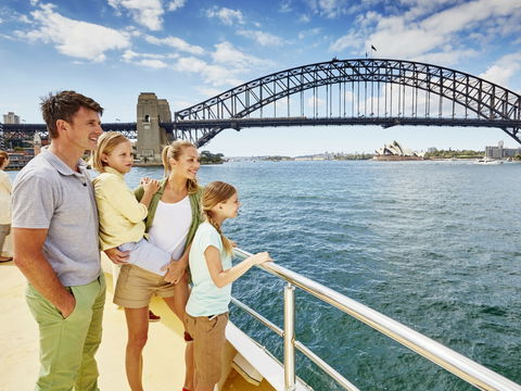 Fathers Day Lunch Cruise - Accommodation Port Macquarie 1