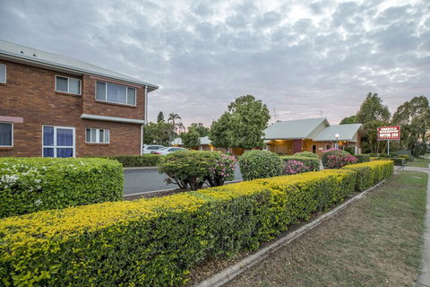 Emerald Maraboon Motor Inn - Accommodation Port Macquarie 1