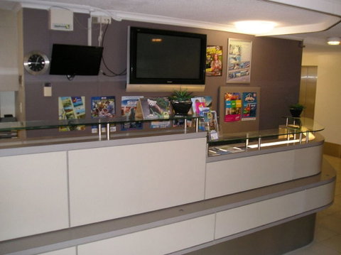 Beachfront Towers - Accommodation Port Macquarie 2