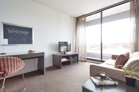 Melbourne Dandenong Central Apartment - Accommodation Port Macquarie 3