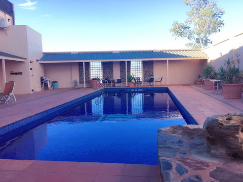 Desert Cave Hotel - Accommodation Port Macquarie 4
