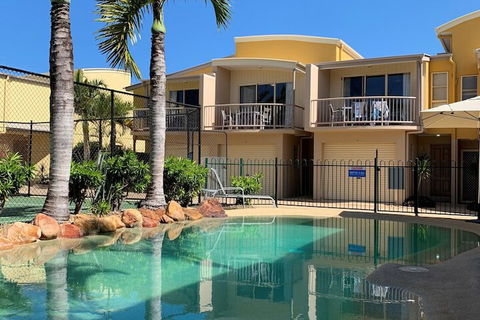 Coolum Beach Getaway Resort - Accommodation Port Macquarie 1