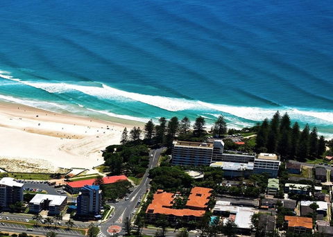 Komune - Gold Coast - Accommodation Port Macquarie 0
