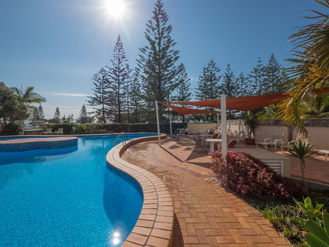 Burleigh Surf Apartments - Accommodation Port Macquarie 6