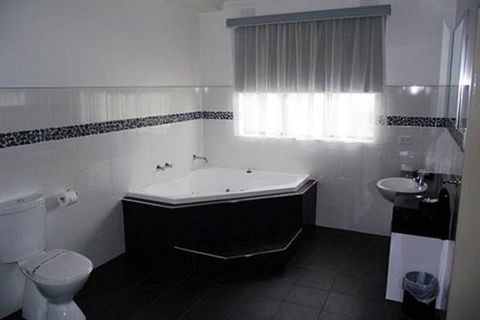 503 On Princes Drive - Accommodation Port Macquarie 5