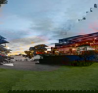 The Huskisson - Accommodation Port Macquarie