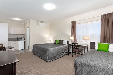 Redcliffe Motor Inn - Accommodation Port Macquarie 3