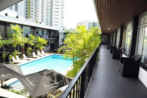 The Cavenagh - Accommodation Port Macquarie 3