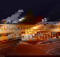 The Lighthouse Hotel - Accommodation Port Macquarie