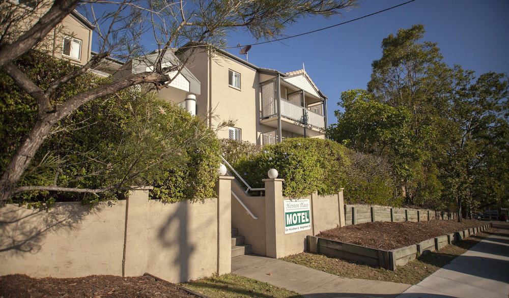 Herston QLD Accommodation Port Macquarie