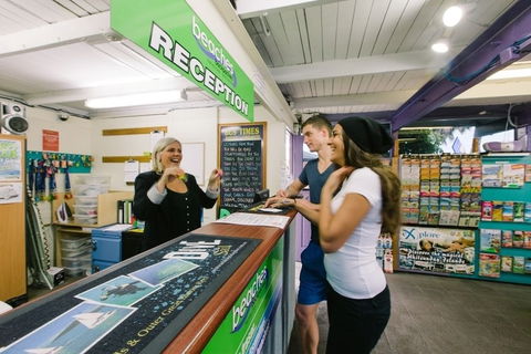 Beaches Backpackers Airlie Beach - Hostel - Accommodation Port Macquarie 0