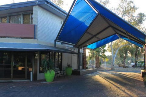 Ibis Styles Alice Springs Oasis - Accommodation Port Macquarie 2