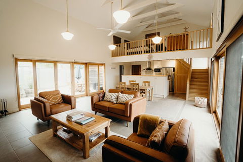 Seascape Retreat - Accommodation Port Macquarie 3