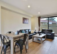 Comfort Inn  Apartments Dandenong - Accommodation Port Macquarie