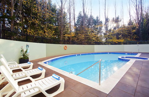 Crowne Plaza Canberra, An IHG Hotel - Accommodation Port Macquarie 1