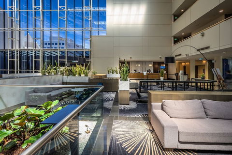 Crowne Plaza Canberra, An IHG Hotel - Accommodation Port Macquarie 3