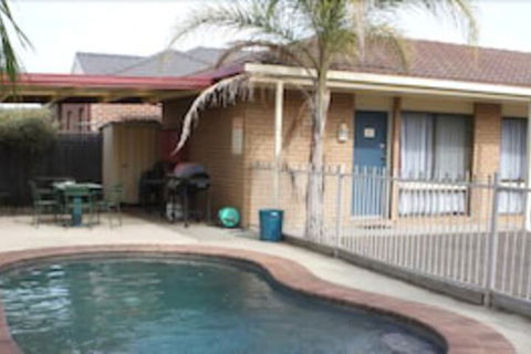 Country Home Motor Inn - Accommodation Port Macquarie 2