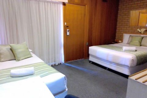 Country Home Motor Inn - Accommodation Port Macquarie 4
