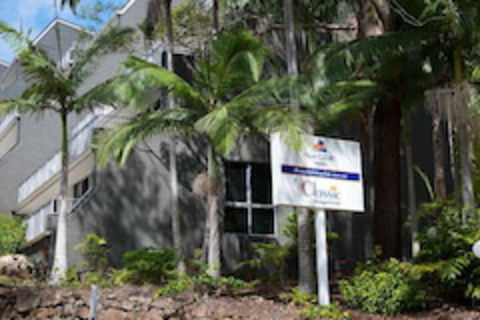 Palm Court Noosa - Accommodation Port Macquarie 0