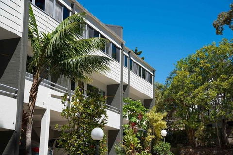 Palm Court Noosa - Accommodation Port Macquarie 1