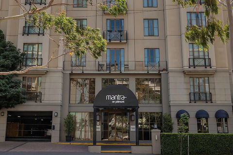 Mantra On Jolimont - Accommodation Port Macquarie 2