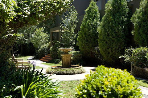 The York Canberra - Accommodation Port Macquarie 0