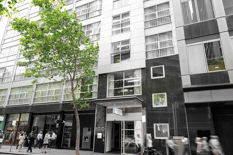 Mantra 100 Exhibition - Accommodation Port Macquarie 1