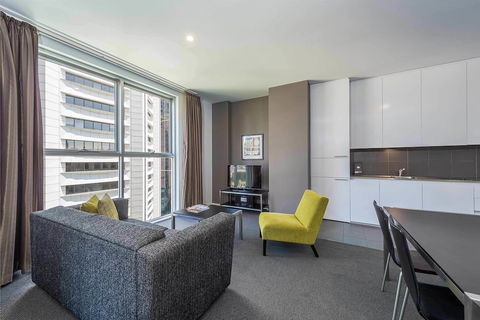 Mantra 100 Exhibition - Accommodation Port Macquarie 4