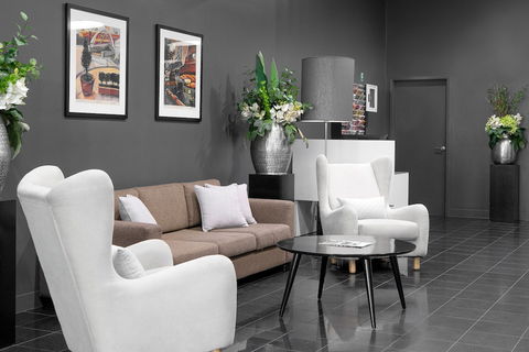 Mantra 100 Exhibition - Accommodation Port Macquarie 2