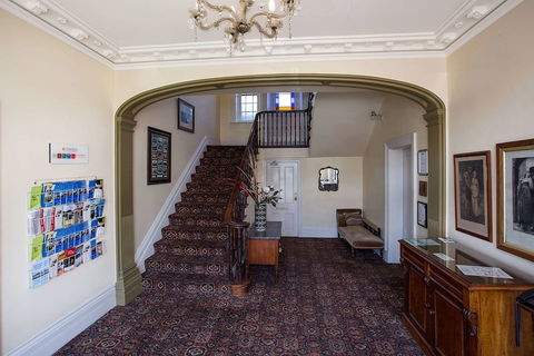 Quality Hotel Bentinck - Accommodation Port Macquarie 4