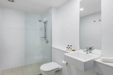 Oaks Nelson Bay Lure Suites - Accommodation Port Macquarie 5
