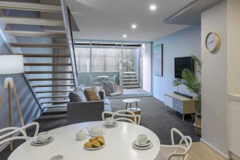 Oaks Nelson Bay Lure Suites - Accommodation Port Macquarie 0