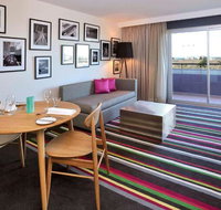 Mercure Melbourne Treasury Gardens - Accommodation Port Macquarie