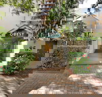 Quest on Story Bridge - Accommodation Port Macquarie