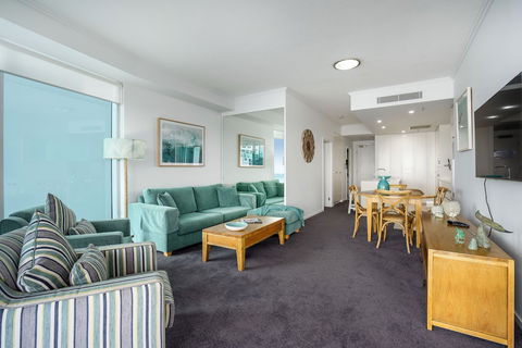 Reflection Tower Two - Accommodation Port Macquarie 5